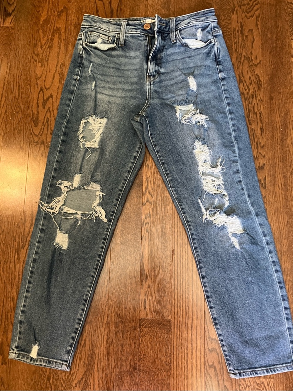 SO Distressed Dark Blue Straight-Leg Jeans With FREE Bracelets OR Lip Gloss :)